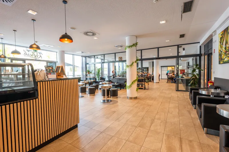 Bistro at Sportovní centrum Řepy