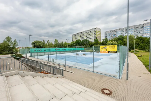 Outdoor tennis courts